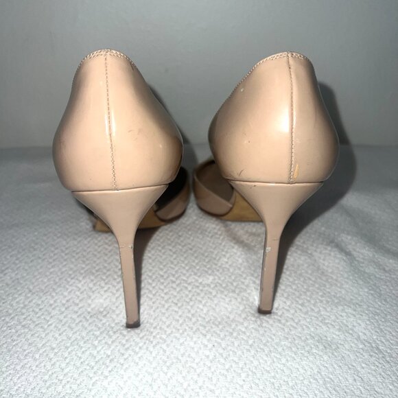 Manolo Blahnik Nude Patent Leather Heels - Picture 9 of 11